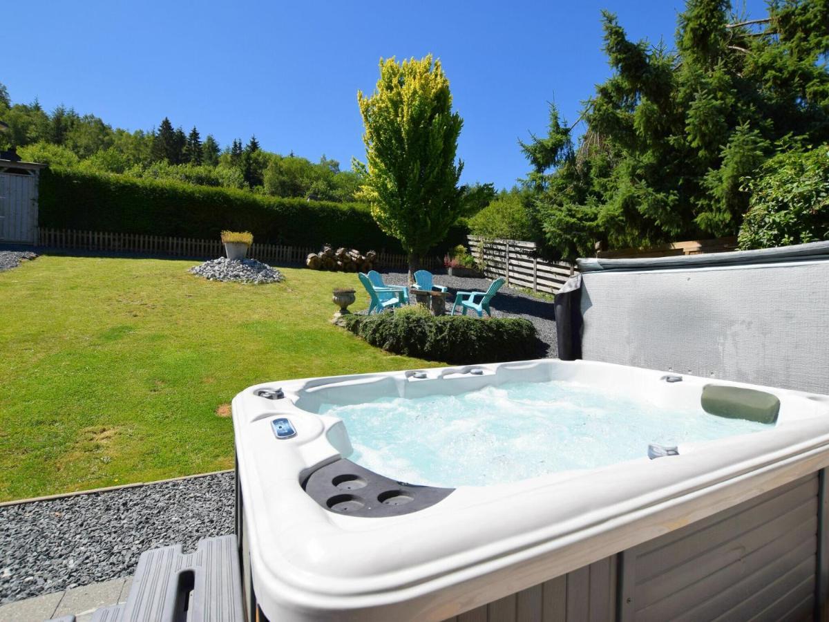 Filly Luxurious Holiday Home With Jacuzzi מראה חיצוני תמונה